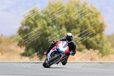 media/May-15-2022-SoCal Trackdays (Sun) [[33a09aef31]]/Turn 7 (1145am)/